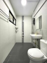 Blk 228 Jurong East Street 21 (Jurong East), HDB 5 Rooms #403814361